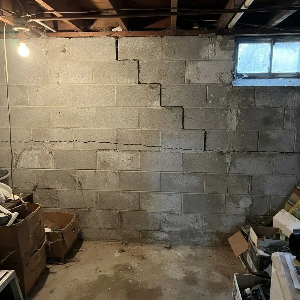 Horizontal crack in a bowing block basement wall